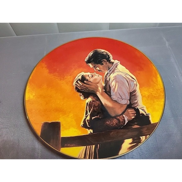 Gone With the Wind‎ collector plate, 'Fiery Embrace,' first issue, plate... - Picture 4 of 5